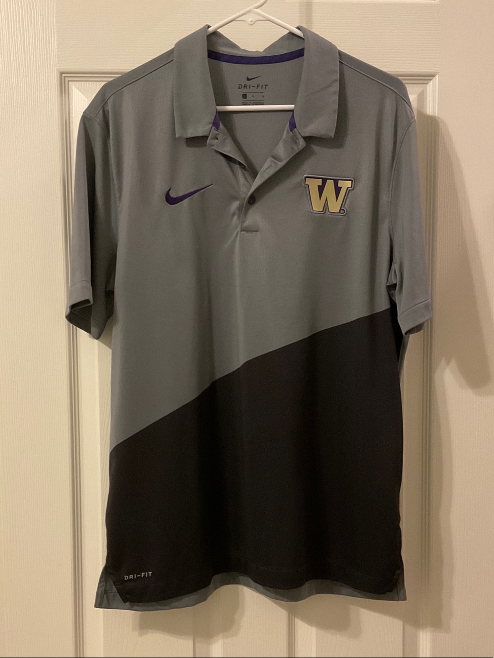 Nike Men’s Gray and Black Polo with University of Washington huskies golf shirt